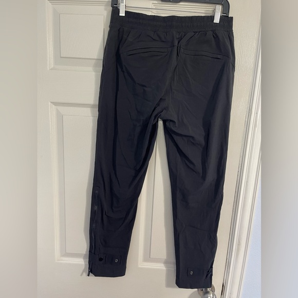 Athleta Trekkie Belted pants - Picture 6 of 8